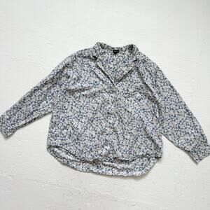 Gap Body Blue White Floral Button Down Shirt Blouse, Size Medium